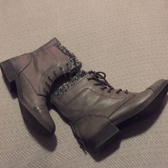 lace up ankle boots with zip